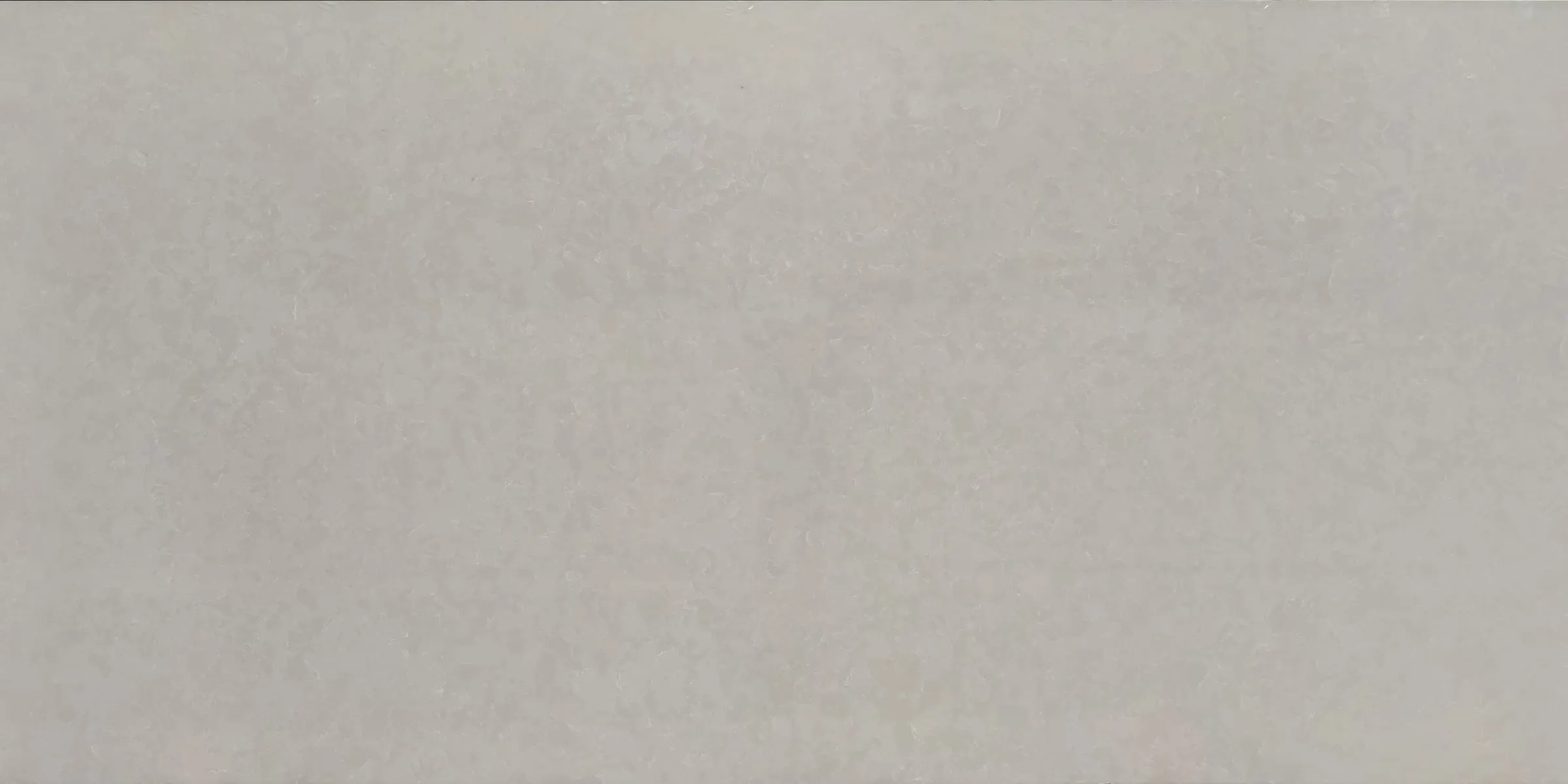 Crema Marfil quartz slab, full-surface swatch