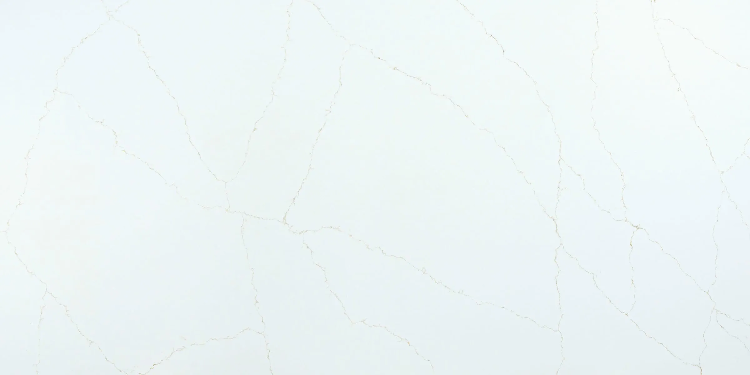Maruggio Gold quartz slab, full-surface swatch